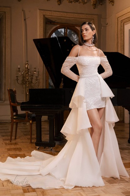 Gabbiano. Свадебное платье Кари. Коллекция Lotus 