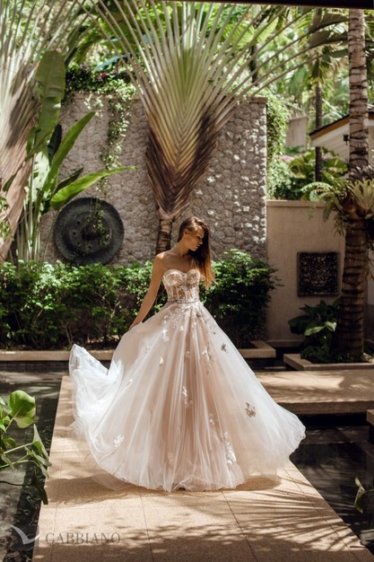 Gabbiano. Свадебное платье Тигрис. Коллекция Your heart 