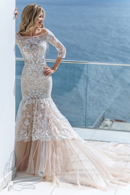 Gabbiano. Свадебное платье Монна. Коллекция Crystal World 